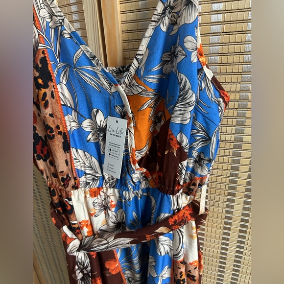 NWT SIZE M Floral patchwork Maxi Dress with Slit flowy summer beach travel - Picture 9 of 13